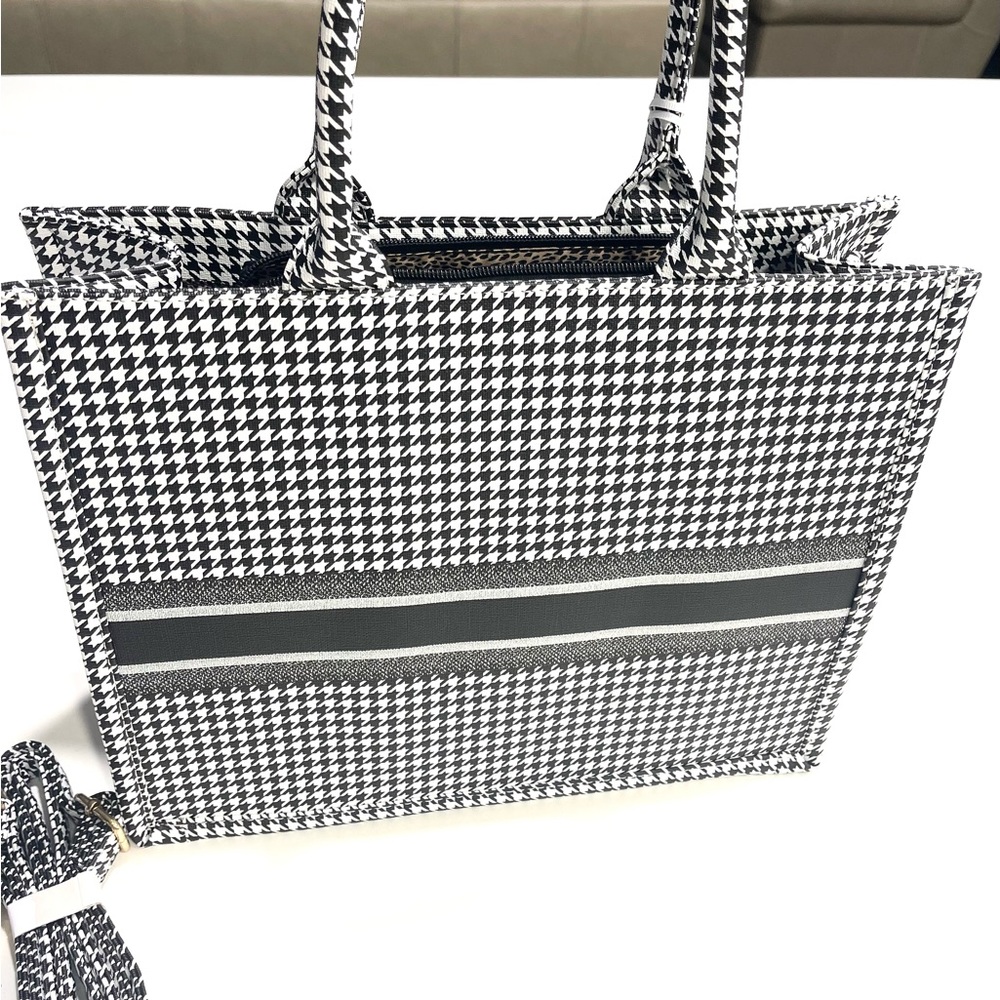 HOUNDSTOOTH x LARGE TOTE LAPTOP & TRAVEL - Picture 3 of 11